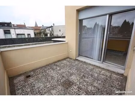 studio avec terrasse 9m2