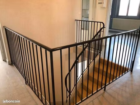 appartement-4 chambres-cuisine équipée