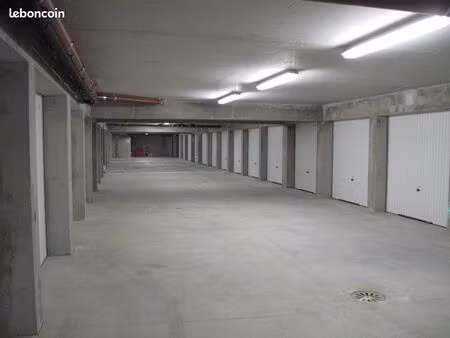 location garage 22m2 la rochelle
