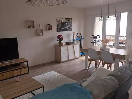 appartement meublé t4 de 89m2 avec balcon