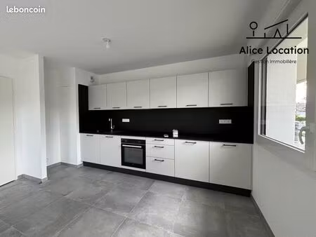 appartement 3 pièces 65 m²