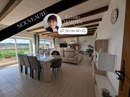 maison de 143 79 m² à lanvaudan