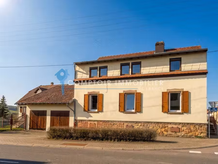 maison de village 8pièce(s) 6chambre(s) 190 m² alsting (57520)