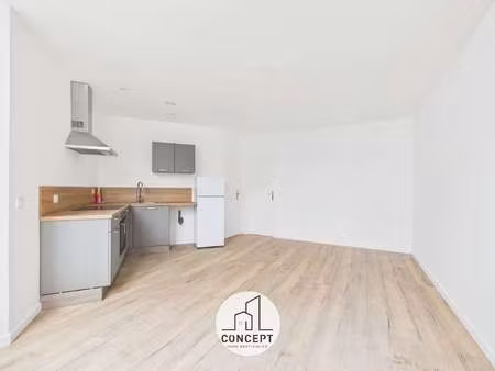location appartement 3 pièces à rosporden (29140) : à louer 3 pièces / 47m² rosporden