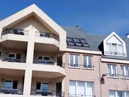 appartement 2 ch 83 m² + terrasse situé au