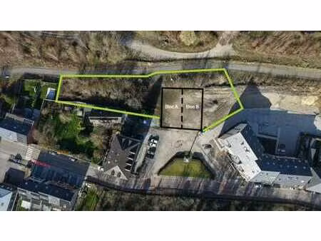 terrain a batir-permis accepte 20 appartements