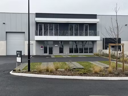 local d'activite a louer