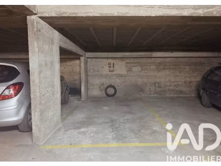 vente parking/garage/box 11 m²