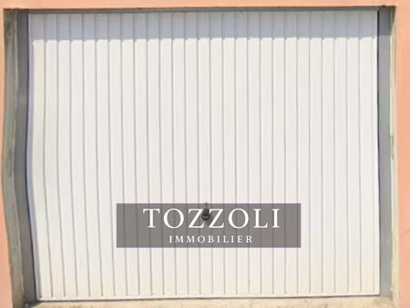 parking / box villefontaine 12.28 m2