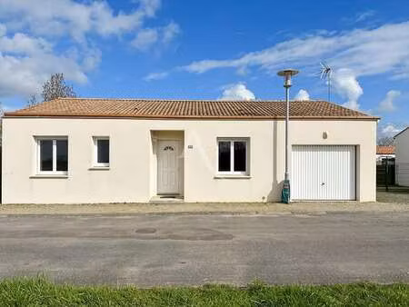 vente maison au perrier (85300) : à vendre / 80m² le perrier