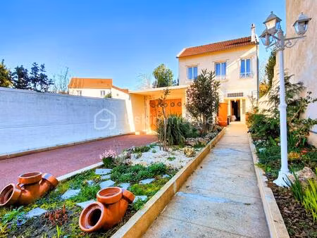 charmante maison des années 30 à viroflay av terrain et triple parking