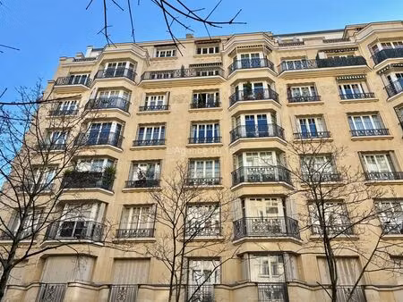 paris 16ème / michel ange / vaste 3 pieces ensoleille / cave /