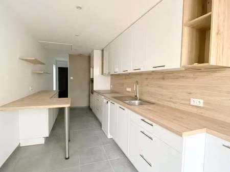 location maison à saint-philbert-de-grand-lieu (44310) : à louer / 105m² saint-philbert-de