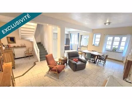 maison de village avec jardin  atelier et place de parking privée proches toutes commodité