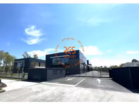 local d'activite a louer