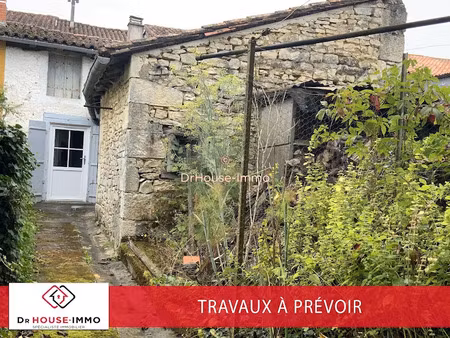 vente maison 5 pièces 105 m² à saint-claud (16450)  54 250 €