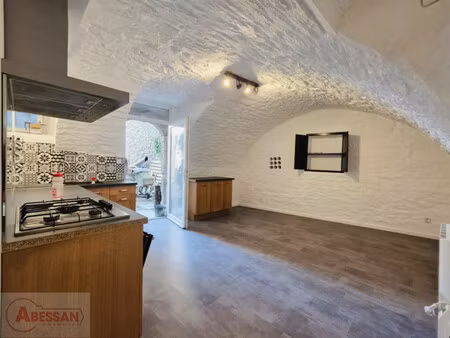 vente maison de village saint hippolyte du fort  350m² 9 pièces 249 900€ avec terrasse