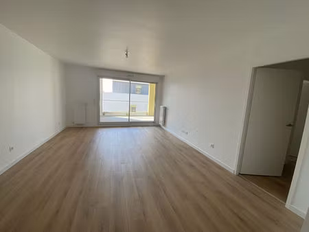 t3 neuf avec grande terrasse - saint-malo paramé - parking