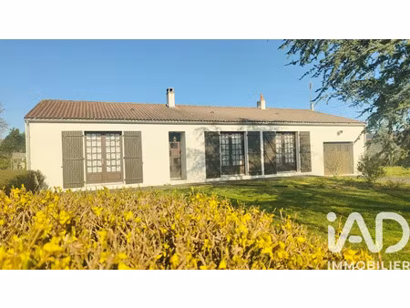 maison à le poiré-sur-vie (85170)