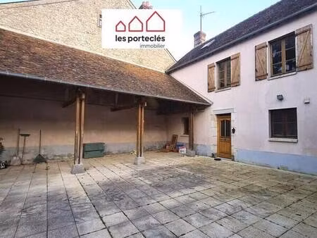 batilly-en-gatinais  maison 167m² hab  4ch + préau +cave +dépendances.