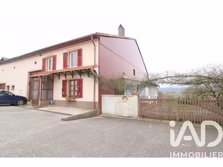 maison de village à fraquelfing (57790)