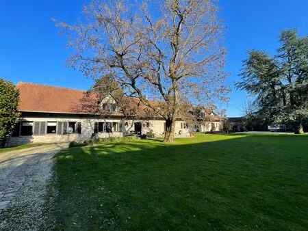 vente maison de luxe mont-saint-éloi 20 pièces 533 m² <meta name="description" content="à 