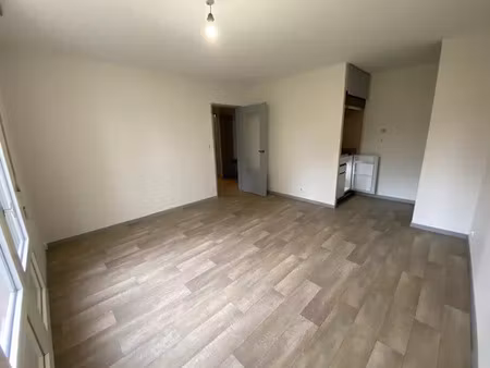 appartement 2 pièces 38 m² à louer poitiers 86000 ? | era immobilier