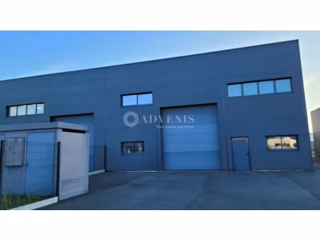 local d'activités a vendre