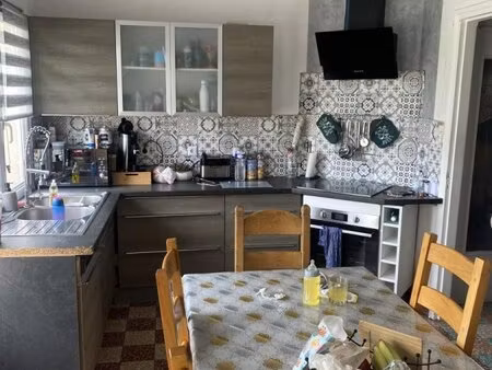 à louer maison 70 03 m² – 709 € |les attaques
