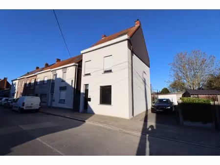 huis te huur in moen