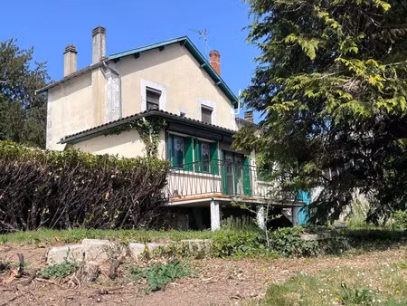 vente maison 4 pièces 84 m² à perigueux (24000)  91 732 €