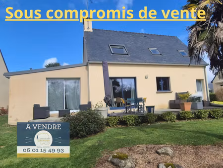 saint yvi - maison de 2001 de 6 pièces principales sur 722 m² de terrain