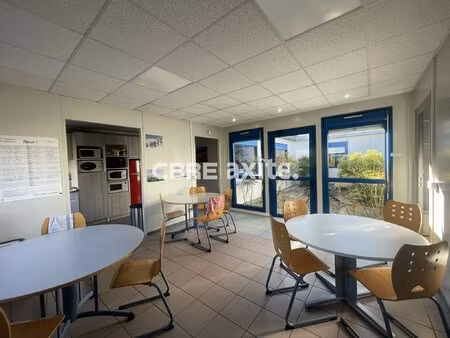 achat local professionnel 356m² allonzier la caille 74350