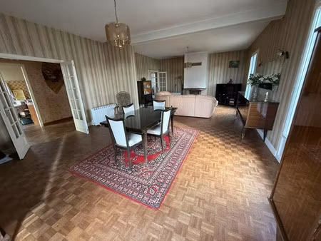 vente maison 5 pièces 177 m² à saint-maur (36250)  129 600 €