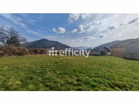 terrain - 560 m²