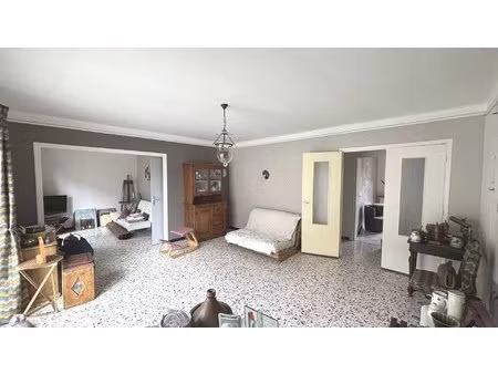 dernier etage appartement t5 traversant avec garage