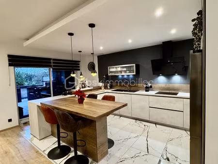 immeuble de 300 m² à betting