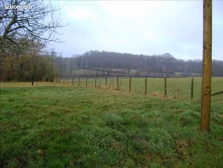 terrain 2 970 m² salon la tour