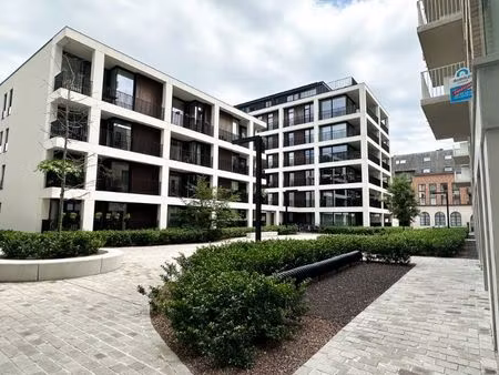 modern nieuwbouwappartement te koop in roeselare met gunstige oriëntatie