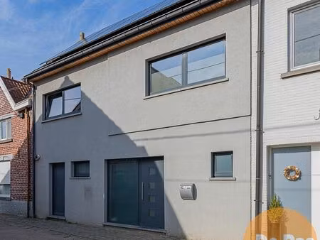 lede - instapklare woning met 4 slpks en leuke tuin!