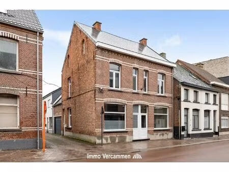 gemoderniseerde woning met 4 slpks te putte