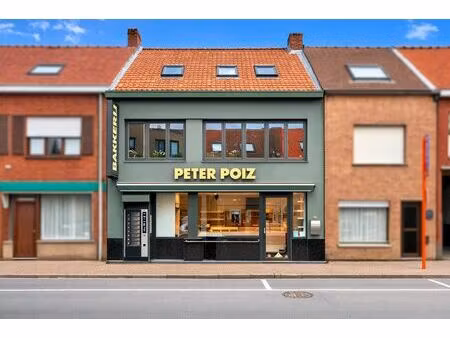 handelspand bestaande uit winkel met woning  productieatelier en groot magazijn  torhout