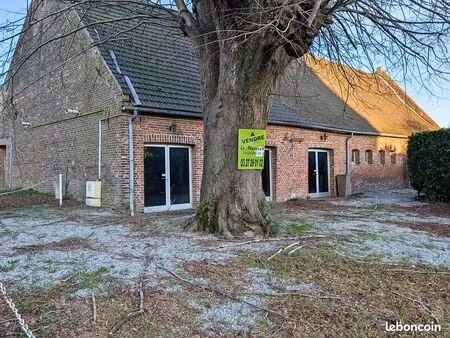 maison 4 pièces 427 m²