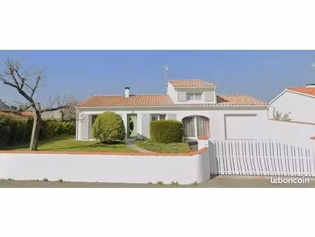 maison en viager 144 m² soullans