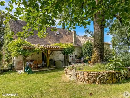 maison 5 pièces 170 m²