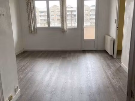 apparemment t3 - ganet / le passage