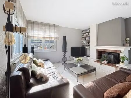 maison sur les hauteurs de clouange