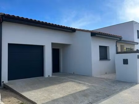 villa neuve st jean lasseille