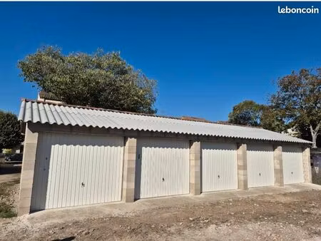 loue garage fermé albi■caution 90 ■loyer 90