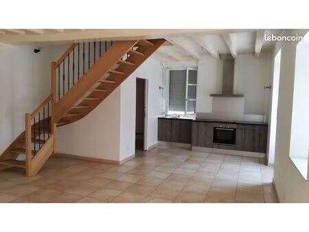 maison a louer en non meublée à l'année